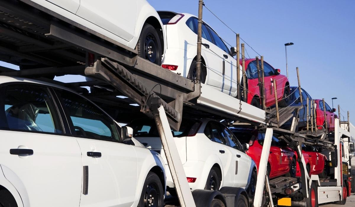 How to Export a Car From UAE