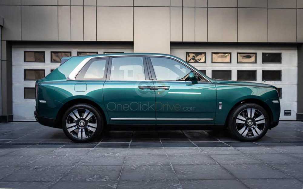Rent Rolls Royce Cullinan 2022 in Dubai - Luxury SUV-pic_2