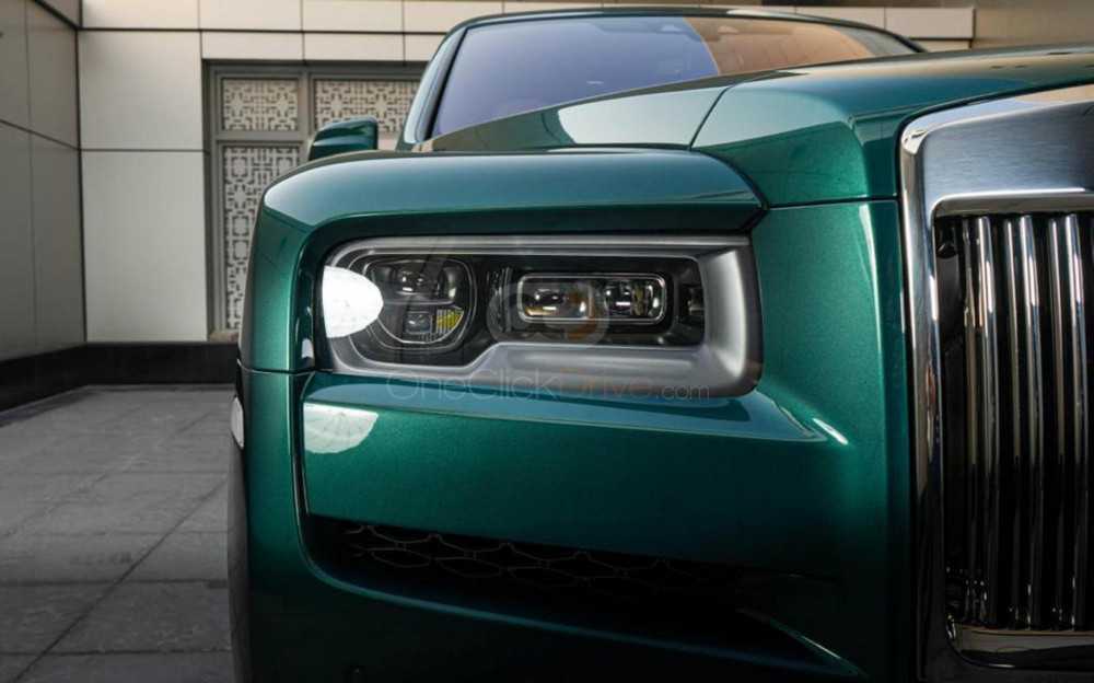Rent Rolls Royce Cullinan 2022 in Dubai - Luxury SUV-pic_3