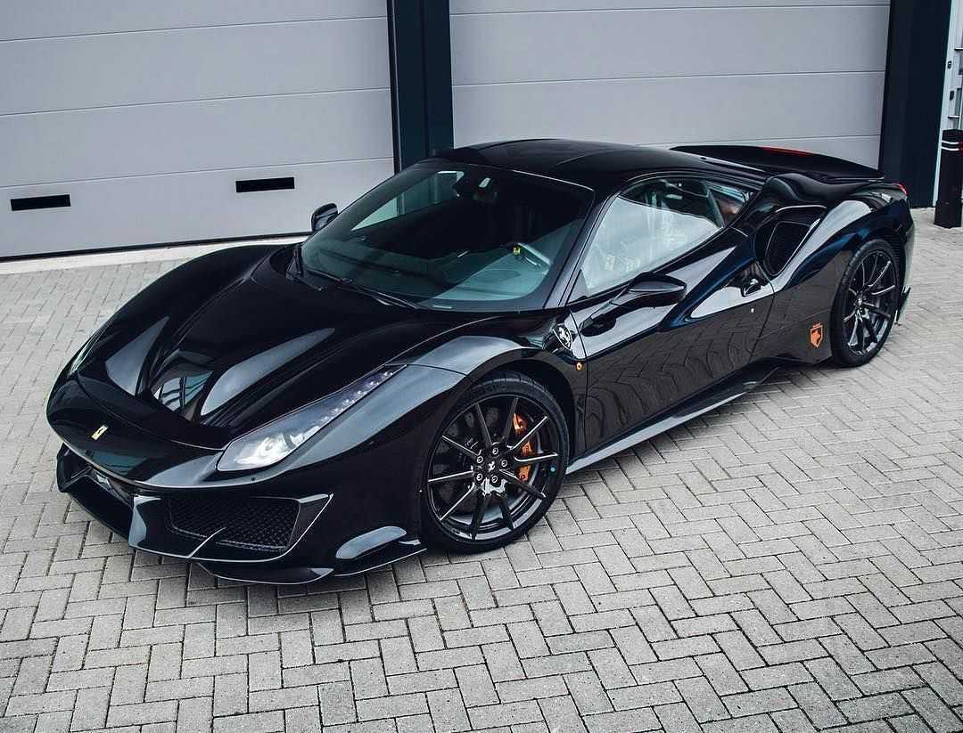 Best Ferrari 488 Pista Model for Sale in Dubai-pic_3