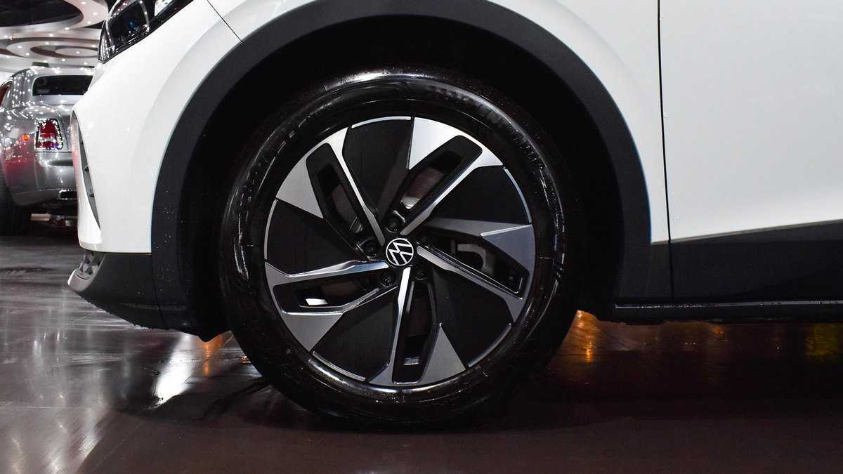 Volkswagen ID.4 Crozz Lite Pro | VW4 | RWD | Electric | A/T Blue/Black | 5Seater | Export Only-pic_3