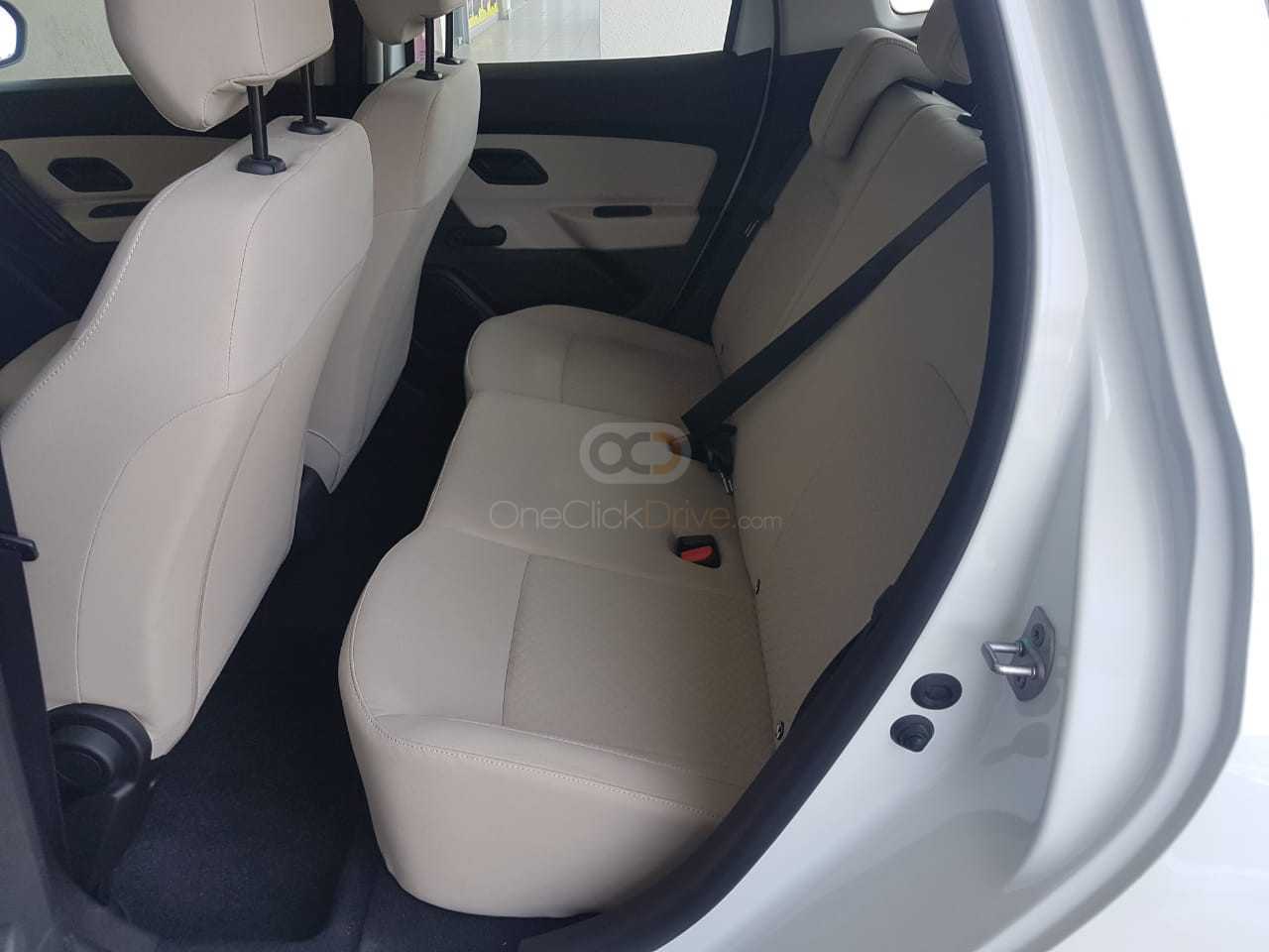 Rent Renault Duster 2020 in Dubai - Affordable SUV-pic_5