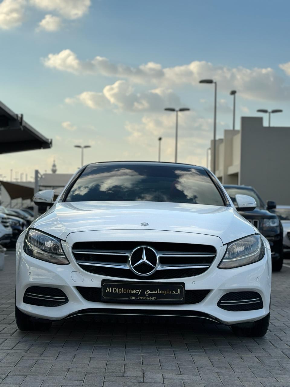 Used 2021 Mercedes-Benz C200 for Sale in Dubai-pic_3
