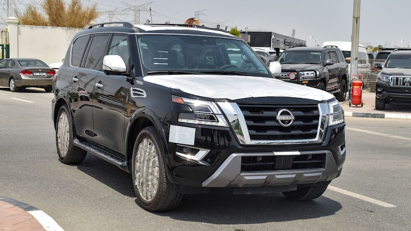 Nissan Armada Platinum-image