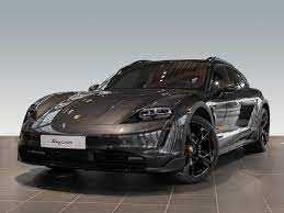 RENT PORSCHE TAYCAN 4 CROSS TURISMO 2022 IN DUBAI-pic_2