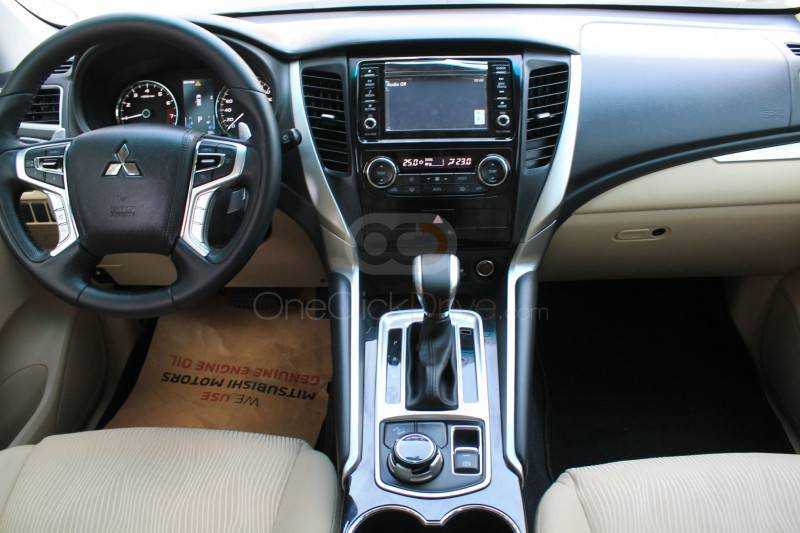 RENT MITSUBISHI MONTERO SPORT 2019 IN DUBAI-pic_3
