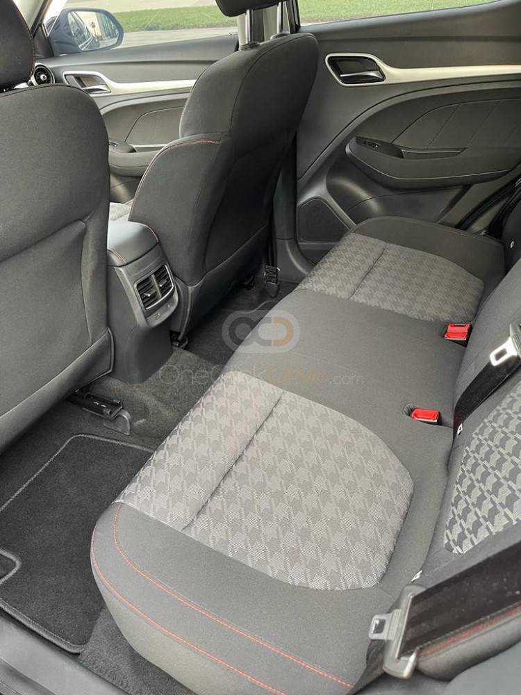 Rent MG ZS 2022 in Dubai - Affordable SUV-pic_6