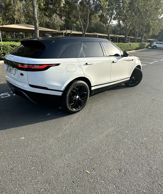 Range Rover Velar R-Dynamic-pic_2