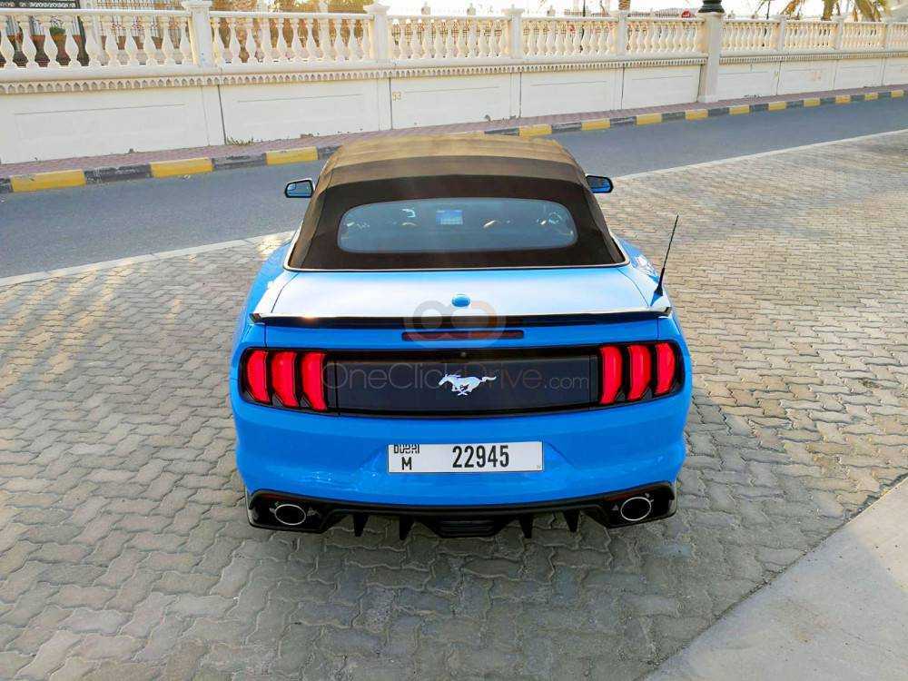 Rent Ford Mustang Shelby GT350 Convertible V4 in Dubai-pic_6