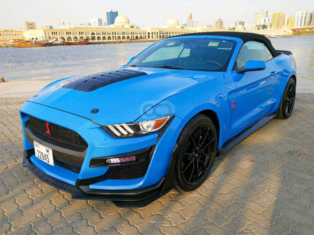Rent Ford Mustang Shelby GT350 Convertible V4 in Dubai-pic_5