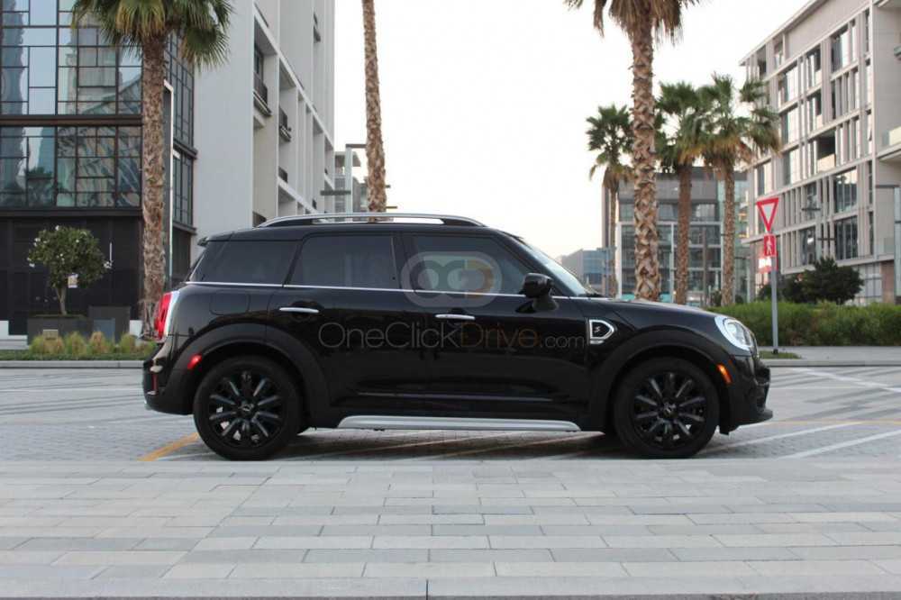 Rent Mini Cooper Countryman 2020 in Dubai - Compact SUV-pic_4