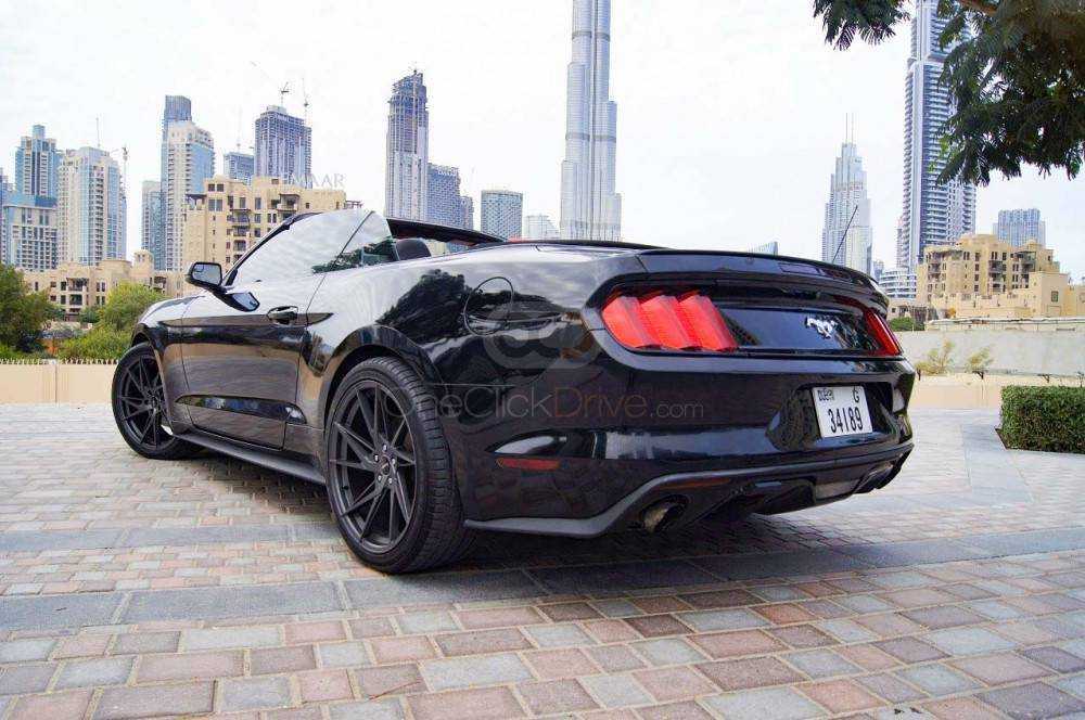 Rent Black Ford Mustang EcoBoost Convertible V4 in Dubai-pic_6