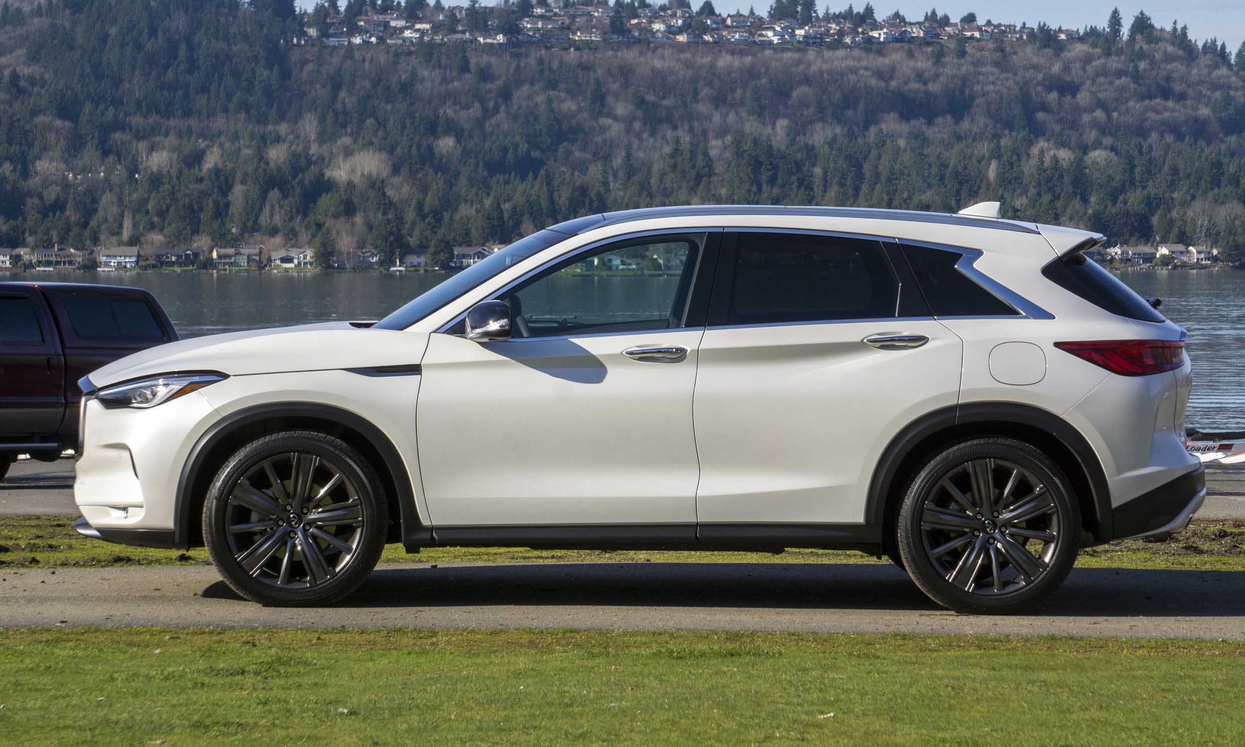 RENT INFINITI QX50 2020-pic_3